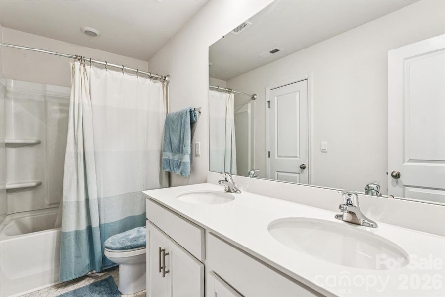 Furnished interior view inside a new home in Wallace Springs, Statesville (Image 14).