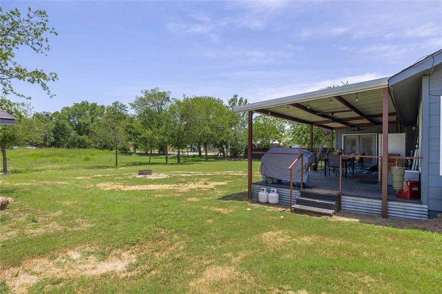 Exterior details and patio area of a home in , Brownwood (Image 22).