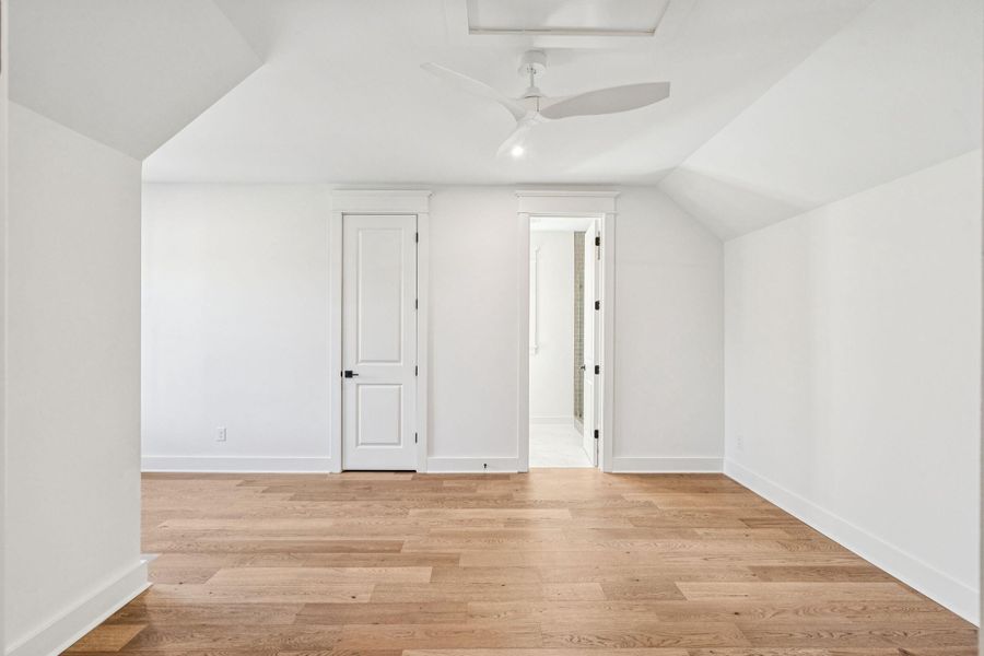 Spacious, unfurnished interior of a new home in , Johns Island (Image 28).