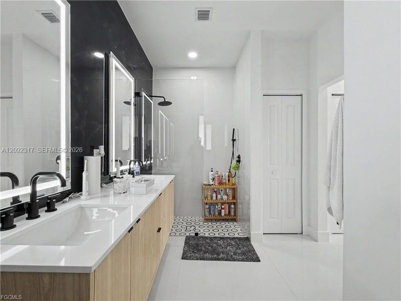 Furnished interior view inside a new home in , Lehigh Acres (Image 14).