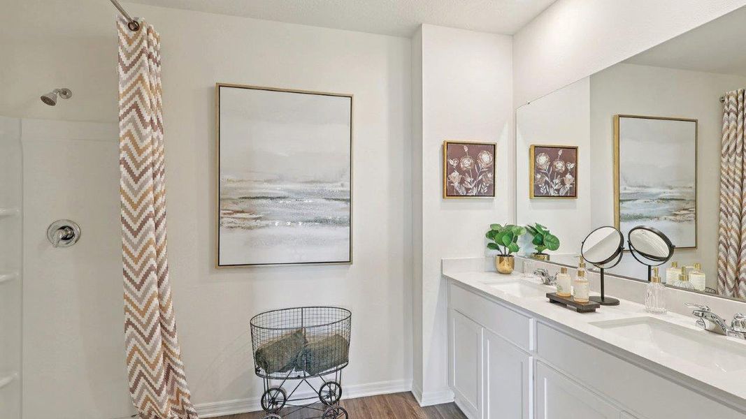 Furnished interior view inside a new home in Crosswinds, Haines City (Image 28).