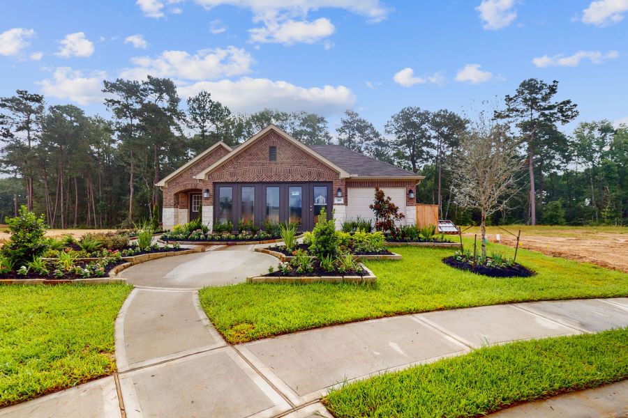 Front Exterior Front Exterior