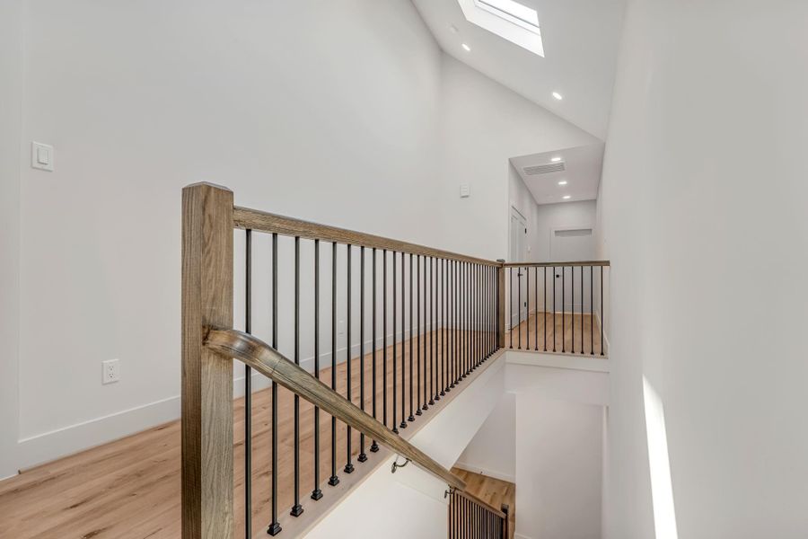 Spacious, unfurnished interior of a new home in , Houston (Image 25).