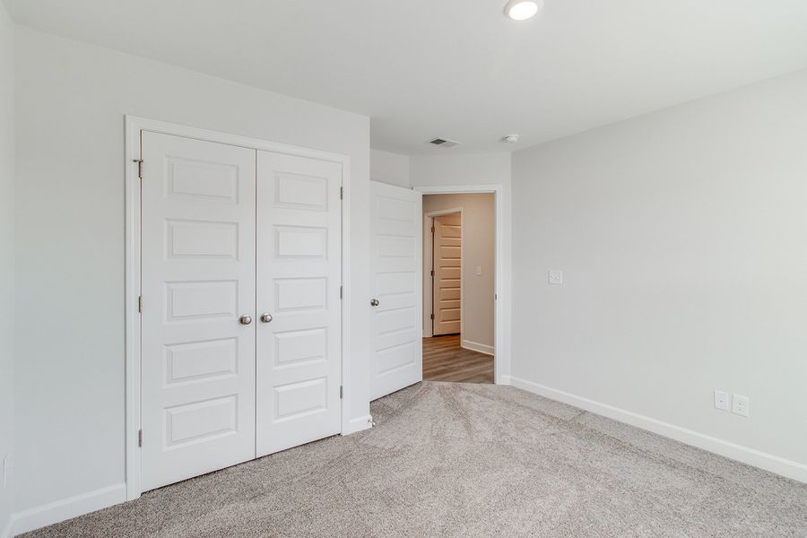 Spacious, unfurnished interior of a new home in Pebble Branch, Chapin (Image 34). Spacious, unfurnished interior of a new home in Pebble Branch, Chapin (Image 34).