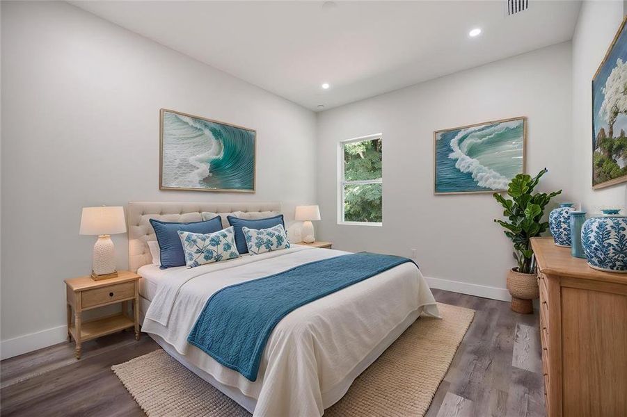 Furnished interior view inside a new home in , Sarasota (Image 10).