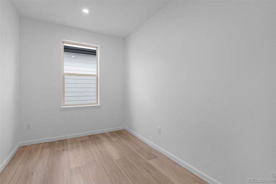 Spacious, unfurnished interior of a new home in , Littleton (Image 39).
