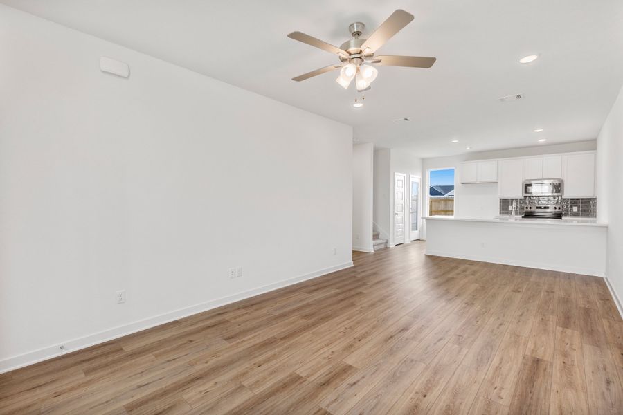 Representative unfurnished interior of a home built from the The 1340 by Stylecraft Builders in Townhomes at Yaupon Trails, Bryan (Image 7).