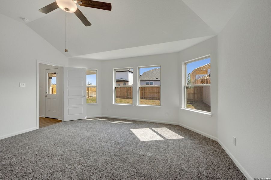Spacious, unfurnished interior of a new home in Meadows at Clear Springs, New Braunfels (Image 38). Spacious, unfurnished interior of a new home in Meadows at Clear Springs, New Braunfels (Image 38).