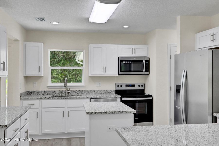 Furnished interior view inside a new home in , Middleburg (Image 6).