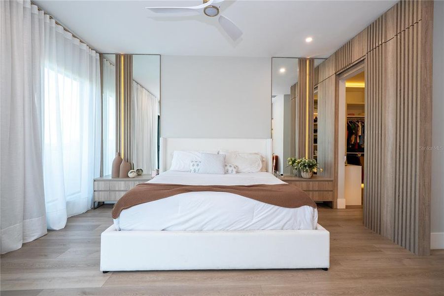 Furnished interior view inside a new home in , Montverde (Image 42).