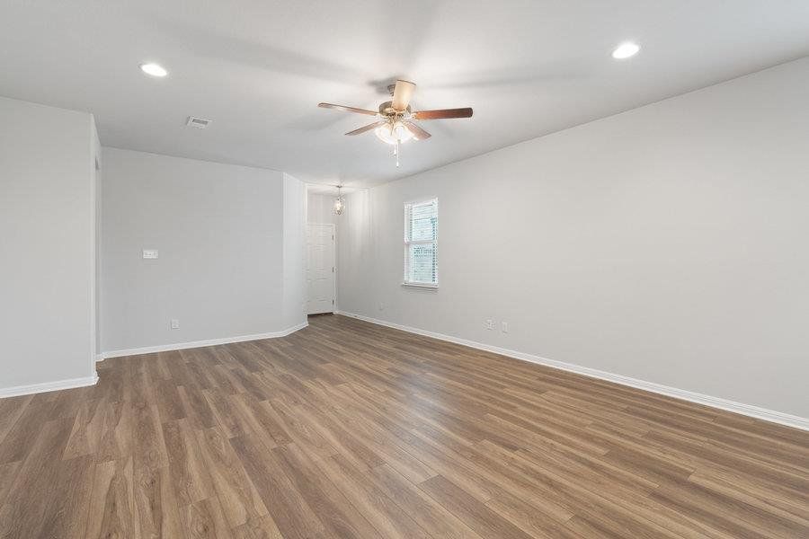 Spacious, unfurnished interior of a new home in Crosswinds, Kyle (Image 5). Spacious, unfurnished interior of a new home in Crosswinds, Kyle (Image 5).