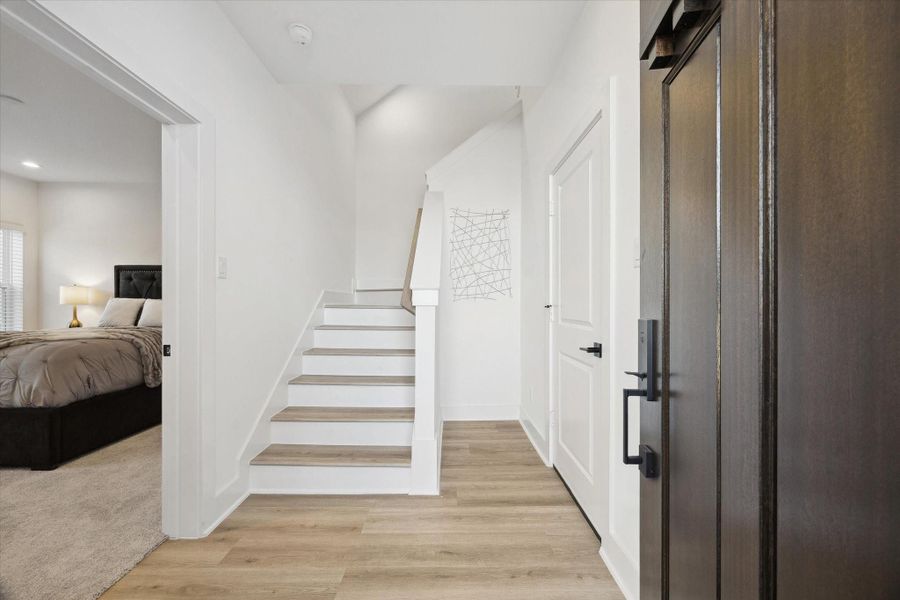 Spacious, unfurnished interior of a new home in , Houston (Image 23).