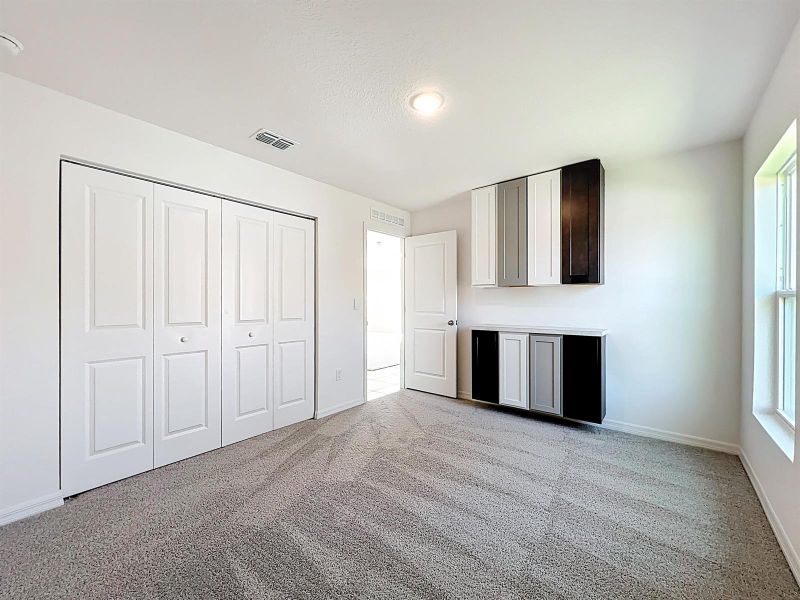 1390 Schumann Drive-46