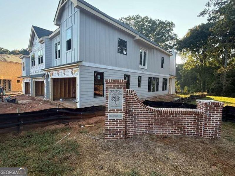 Image 6 of a home in .