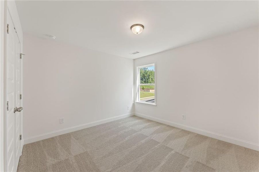 Spacious, unfurnished interior of a new home in Clark Farms, Flowery Branch (Image 12).