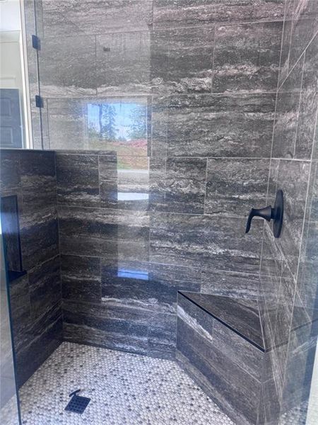 Close-up of interior finishes inside a home in , Carrollton (Image 11).