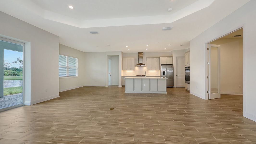 Spacious, unfurnished interior of a new home in Wildleaf at North River Ranch, Parrish (Image 16).