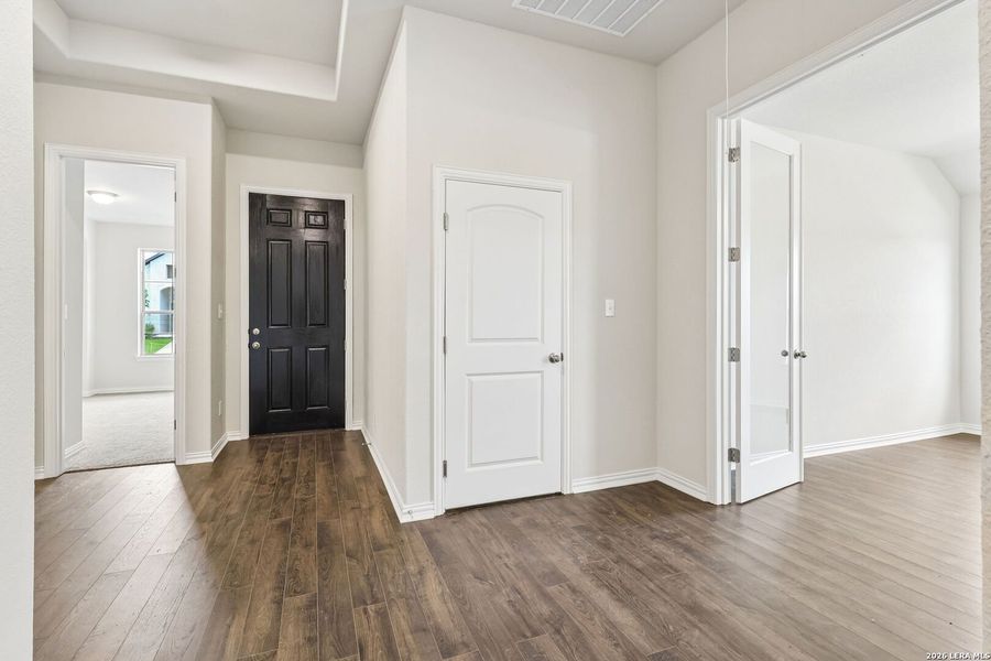Spacious, unfurnished interior of a new home in Stream Waters, Seguin (Image 37). Spacious, unfurnished interior of a new home in Stream Waters, Seguin (Image 37).