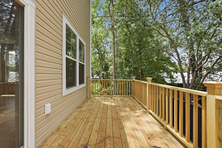 Exterior details and patio area of a home in Rhetts Cove, Johns Island (Image 3). Exterior details and patio area of a home in Rhetts Cove, Johns Island (Image 3).
