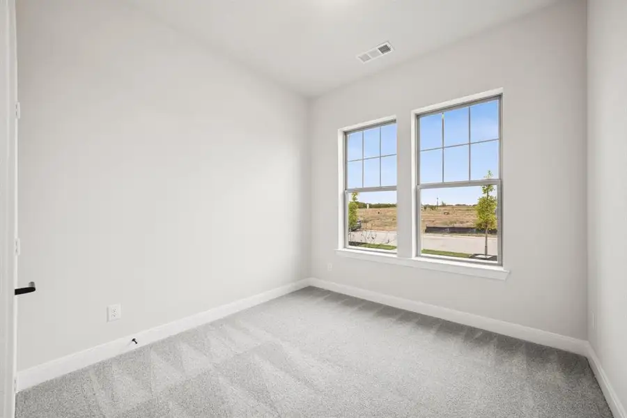 Spacious, unfurnished interior of a new home in Talia – Cottage Series, Mesquite (Image 19).