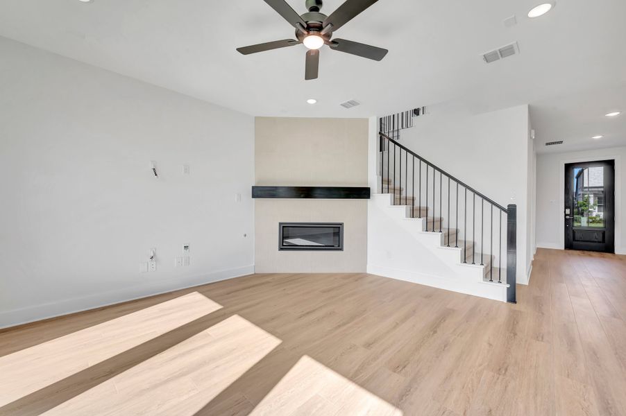 Spacious, unfurnished interior of a new home in Union Park, Little Elm (Image 11). Spacious, unfurnished interior of a new home in Union Park, Little Elm (Image 11).