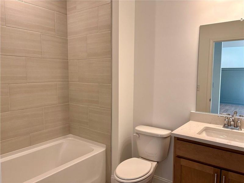 Furnished interior view inside a new home in Riversprings, Dacula (Image 10). Furnished interior view inside a new home in Riversprings, Dacula (Image 10).