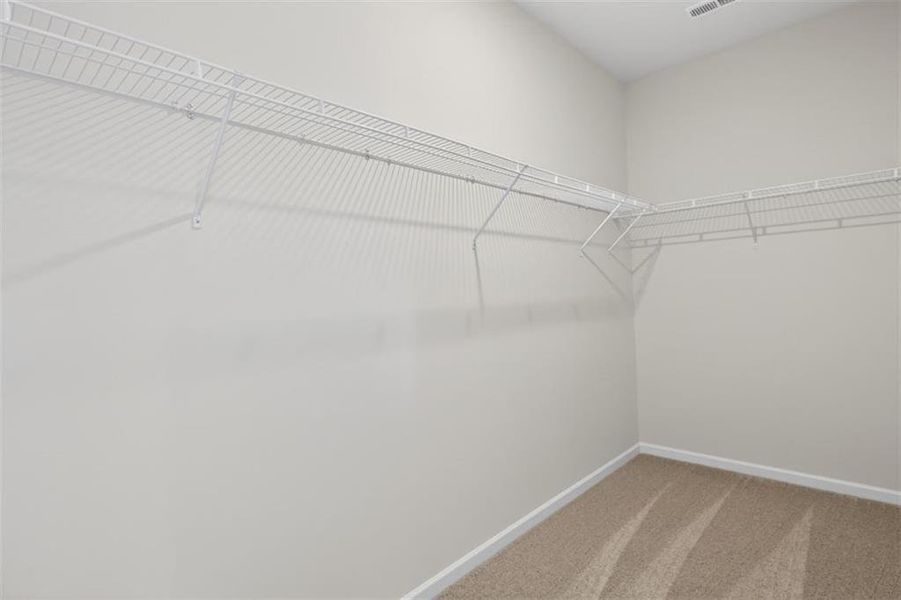 Spacious, unfurnished interior of a new home in Sanders Park, Austell (Image 27).