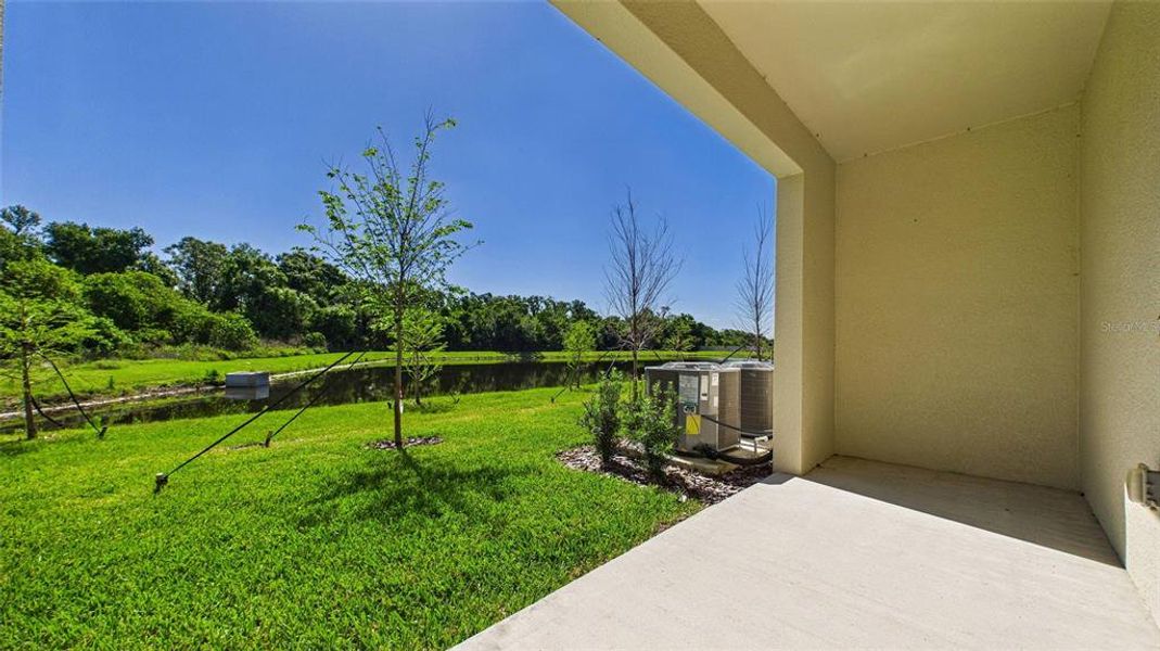 Exterior details and patio area of a home in , Ruskin (Image 29).