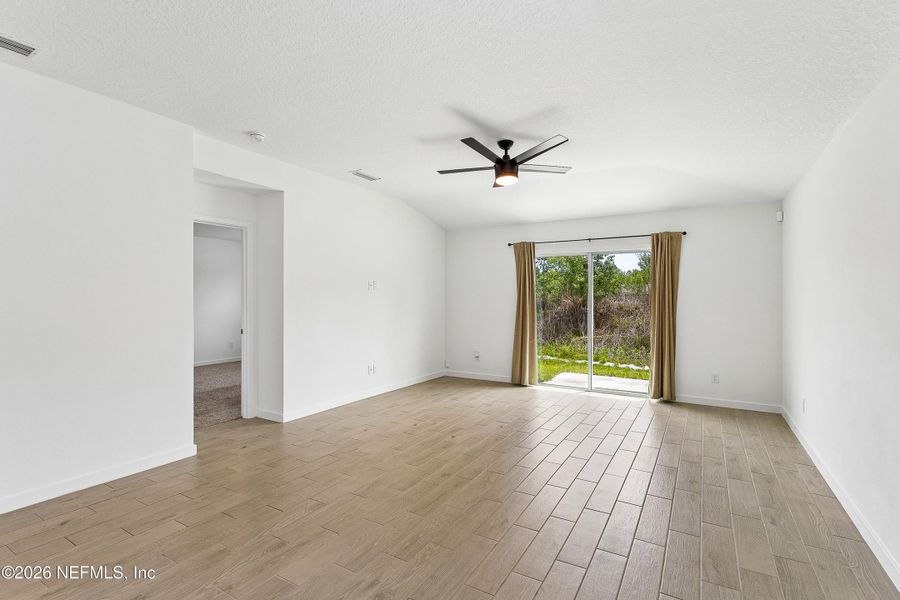Spacious, unfurnished interior of a new home in Lakes at Bella Lago – Classic Series, Green Cove Springs (Image 29).