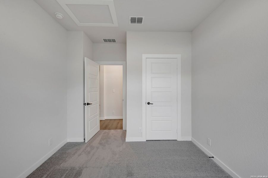 Spacious, unfurnished interior of a new home in , New Braunfels (Image 19).