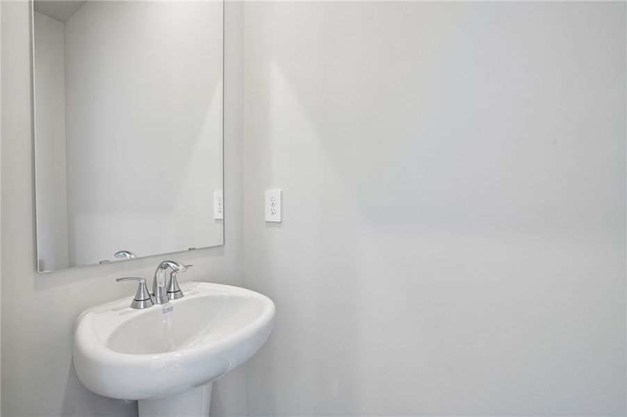 Close-up of interior finishes inside a home in Hawthorne Station, College Park (Image 17).