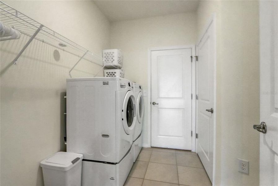 Furnished interior view inside a new home in Beaumont, Wildwood (Image 19).