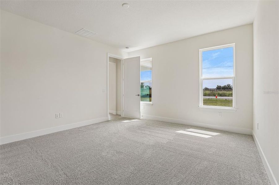 Spacious, unfurnished interior of a new home in Lakeside at Satilla, St. Cloud (Image 24). Spacious, unfurnished interior of a new home in Lakeside at Satilla, St. Cloud (Image 24).