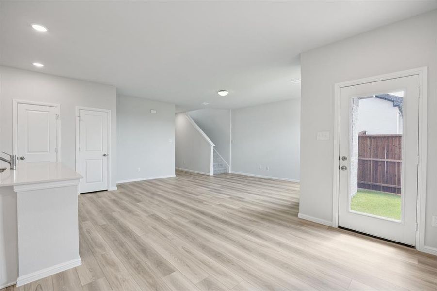 Spacious, unfurnished interior of a new home in Bellagio, Forney (Image 16).