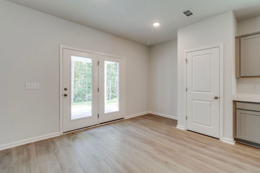 Spacious, unfurnished interior of a new home in Grand Arbor, Blythewood (Image 47).
