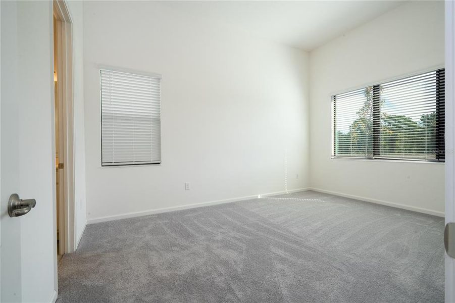 Spacious, unfurnished interior of a new home in , Orlando (Image 57).
