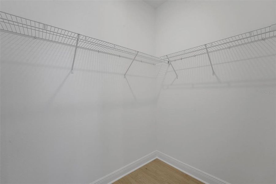 Spacious, unfurnished interior of a new home in Green Key Village, Lady Lake (Image 32).