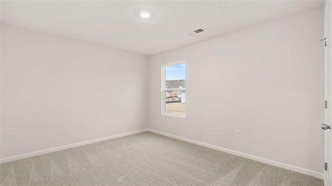 Spacious, unfurnished interior of a new home in Brooks Station, Dacula (Image 18).