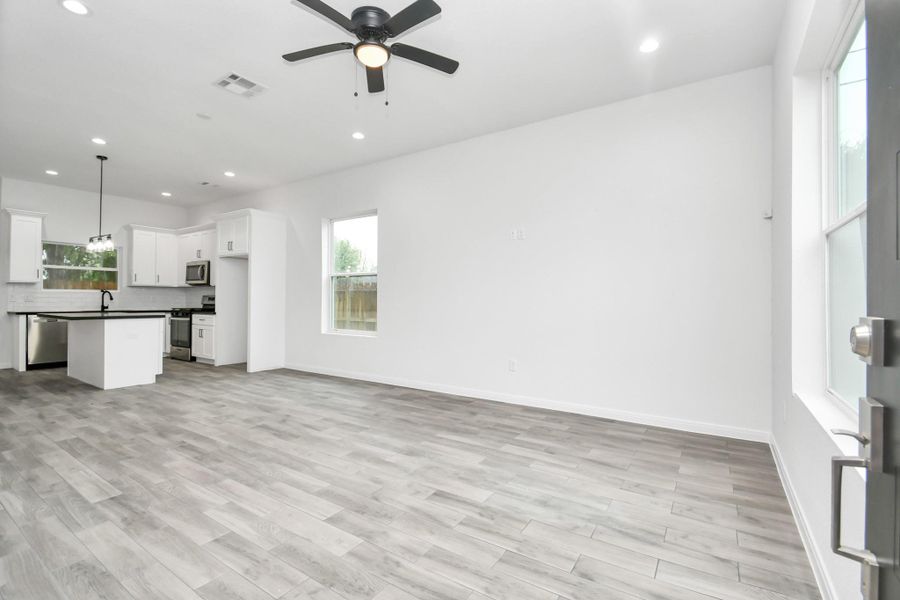 Image 15 of a home in . Image 15 of a home in .