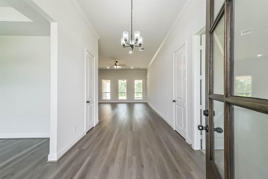 Spacious, unfurnished interior of a new home in , Baytown (Image 19).