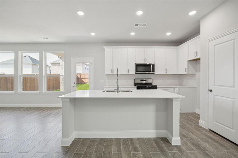 Furnished interior view inside a new home in Santorini, Seagoville (Image 4).