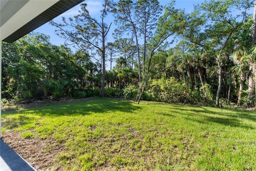 Exterior details and patio area of a home in , Port Charlotte (Image 23).