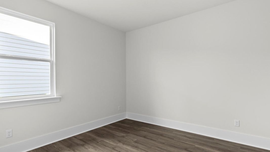 Spacious, unfurnished interior of a new home in Rolling Hills, Bolivia (Image 27).