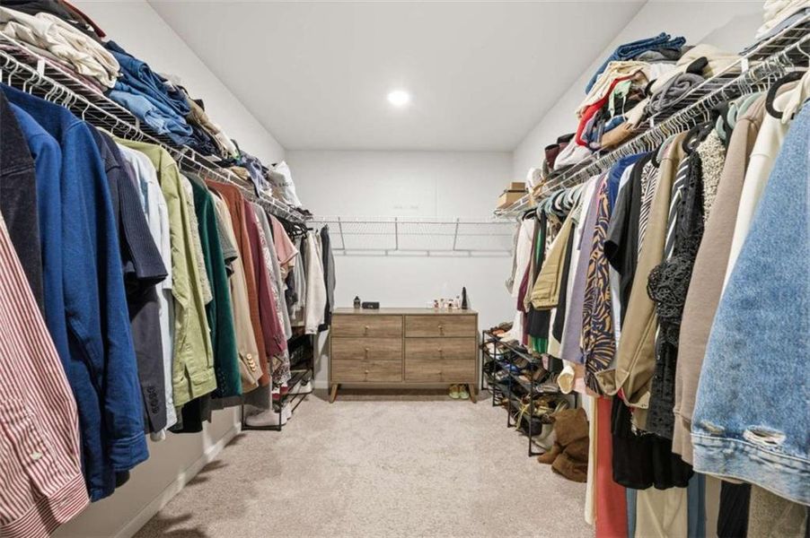 Close-up of interior finishes inside a home in Kingsley Creek, Lithonia (Image 20).