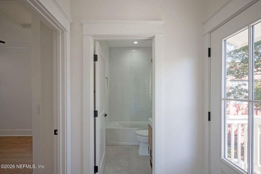 Image 186 of a home in .