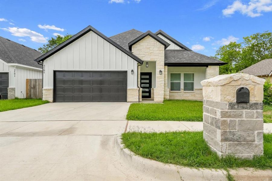 Front exterior of a new home in , Fort Worth, TX, highlighting curb appeal (Image 2). Front exterior of a new home in , Fort Worth, TX, highlighting curb appeal (Image 2).