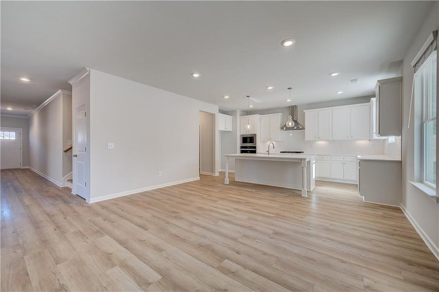 Spacious, unfurnished interior of a new home in Burchwood, Stockbridge (Image 19).