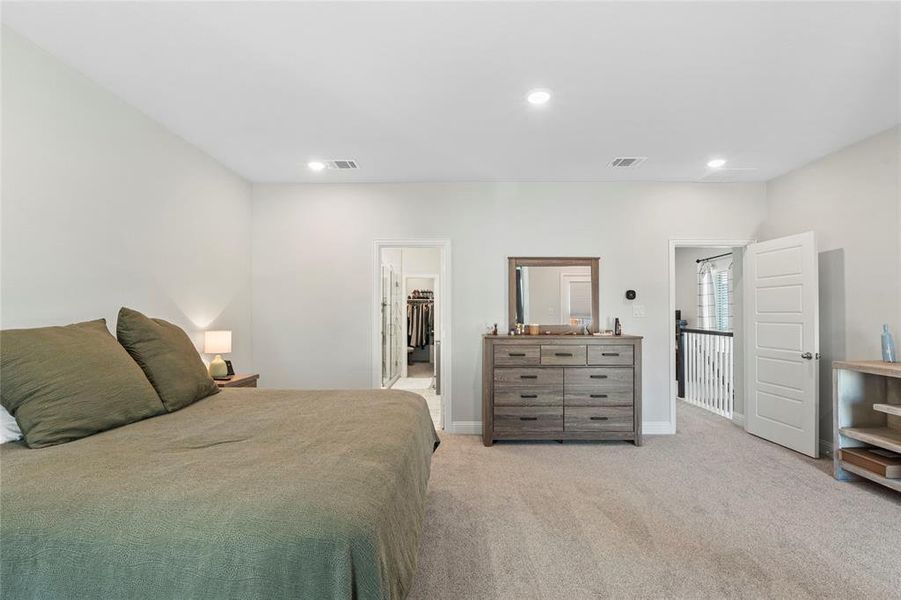 Furnished interior view inside a new home in Bayside, Rowlett (Image 29).
