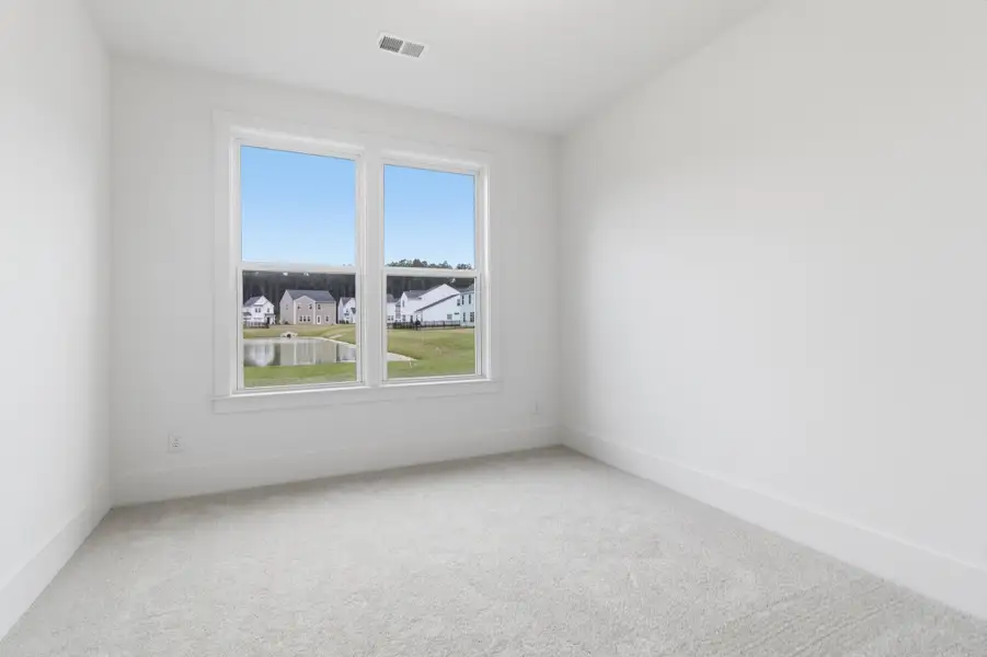 Spacious, unfurnished interior of a new home in Homecoming, Ravenel (Image 19).