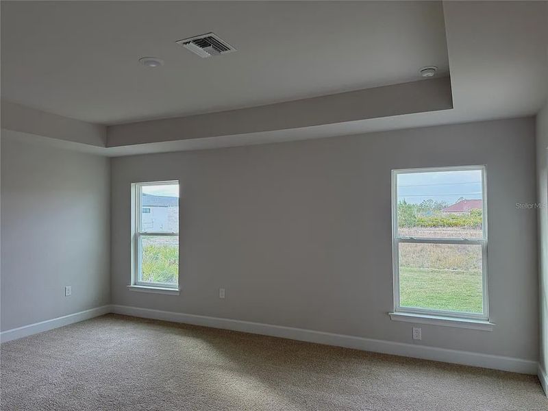 Spacious, unfurnished interior of a new home in South Gulf Cove, Port Charlotte (Image 17).